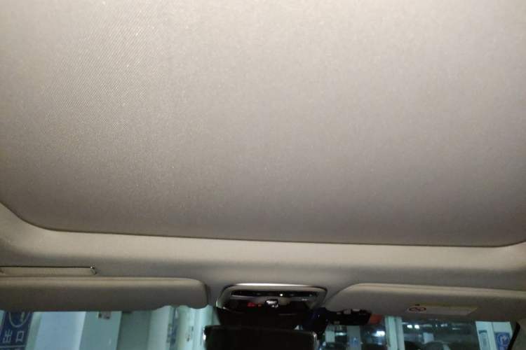 Used Lynk & Co 01 2019 2.0T Two-Wheel Drive Zhaopu Version China VI Standard Headliner