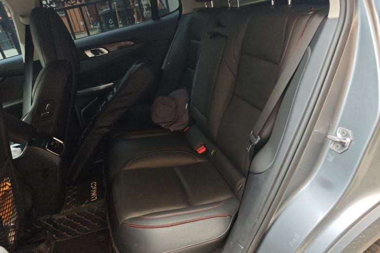 Used Lynk & Co 01 2019 2.0T Two-Wheel Drive Zhaopu Version China V Standard Left Rear Seat