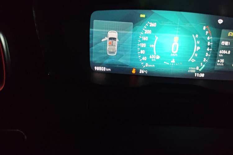 Used Lynk & Co 01 2019 2.0T Two-Wheel Drive Zhaopu Version China VI Standard Odometer Close Up