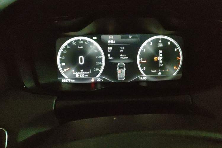 Used Lynk & Co 01 2019 2.0T Two-Wheel Drive Zhaopu Version China VI Standard Odometer Close Up