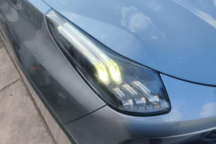 Used Lynk & Co 01 2019 2.0T Two-Wheel Drive Zhaopu Version China VI Standard Right Front Headlight