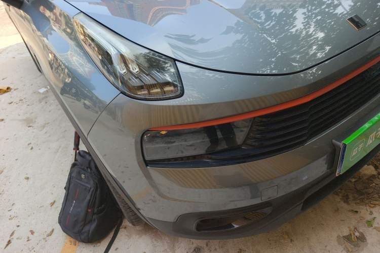 Used Lynk & Co 01 2019 2.0T Two-Wheel-Drive Pro Version China VI Standard Right Front Headlight