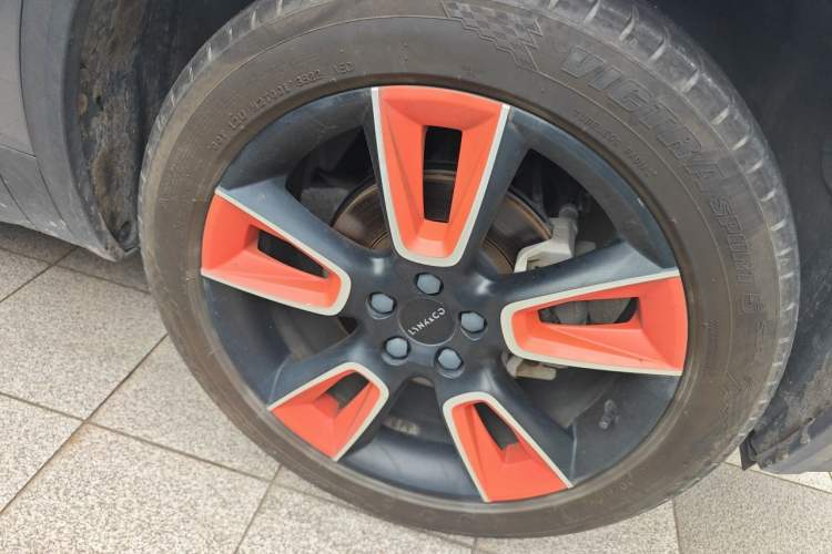 Used Lynk & Co 01 2019 2.0T Two-Wheel Drive Zhaopu Version China V Standard Right Front Wheel Hub