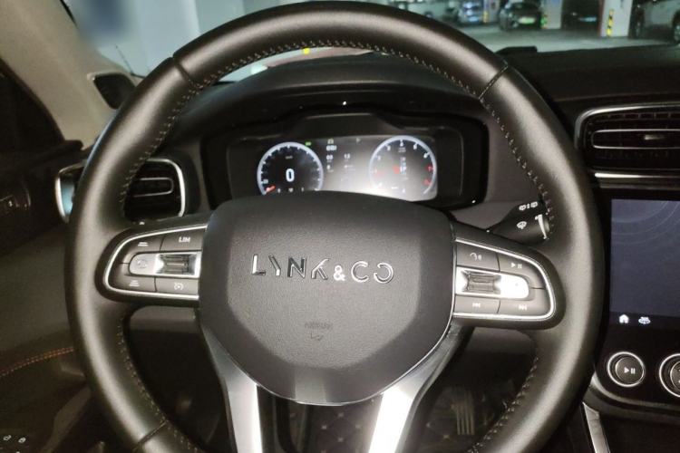 Used Lynk & Co 01 2019 2.0T Two-Wheel Drive Zhaopu Version China VI Standard Steering Wheel