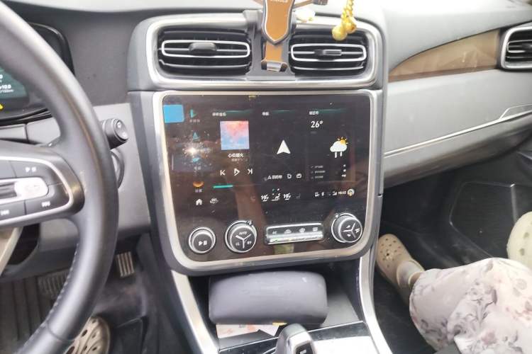 Used Lynk & Co 01 2019 2.0T Two-Wheel-Drive Pro Version China VI Standard Audio And AC Panel
