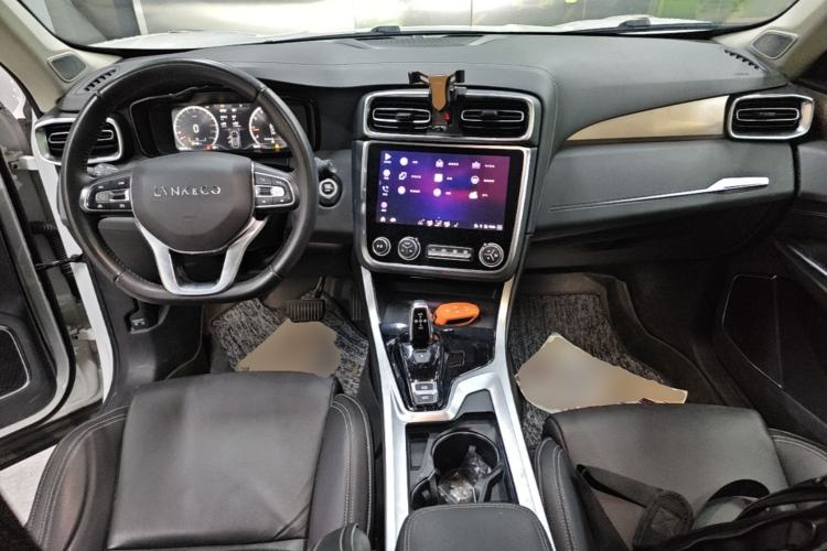 Used Lynk & Co 01 2019 2.0T Two-Wheel-Drive Pro Version China VI Standard Center Console