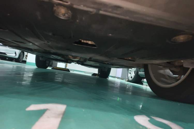 Used Lynk & Co 01 2019 2.0T Two-Wheel-Drive Pro Version China VI Standard Chassis Front