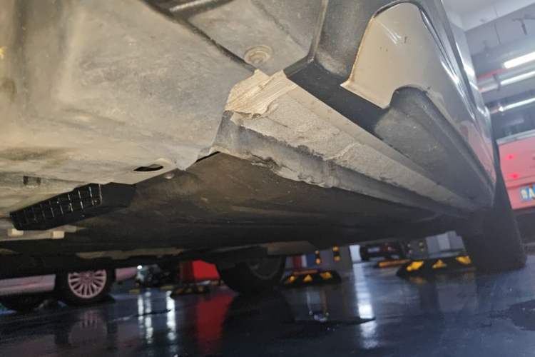 Used Lynk & Co 01 2019 2.0T Two-Wheel-Drive Pro Version China VI Standard Chassis Front Left