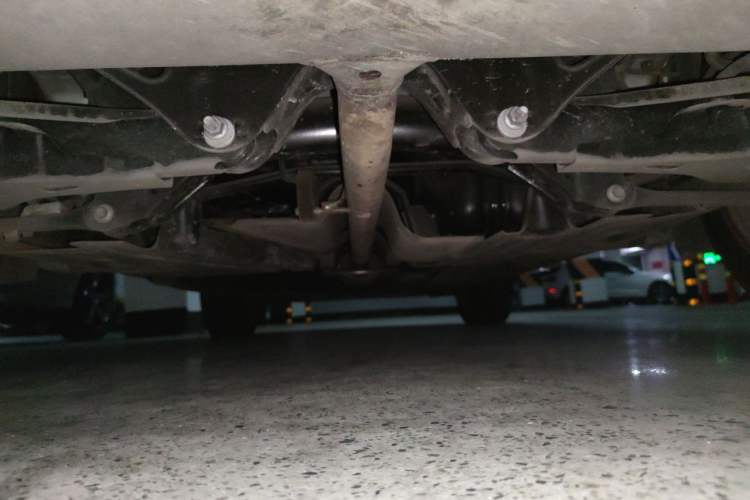Used Lynk & Co 01 2019 2.0T Two-Wheel-Drive Pro Version China VI Standard Chassis Rear
