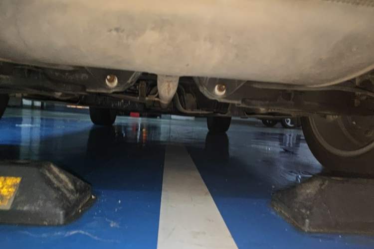 Used Lynk & Co 01 2019 2.0T Two-Wheel-Drive Pro Version China VI Standard Chassis Rear