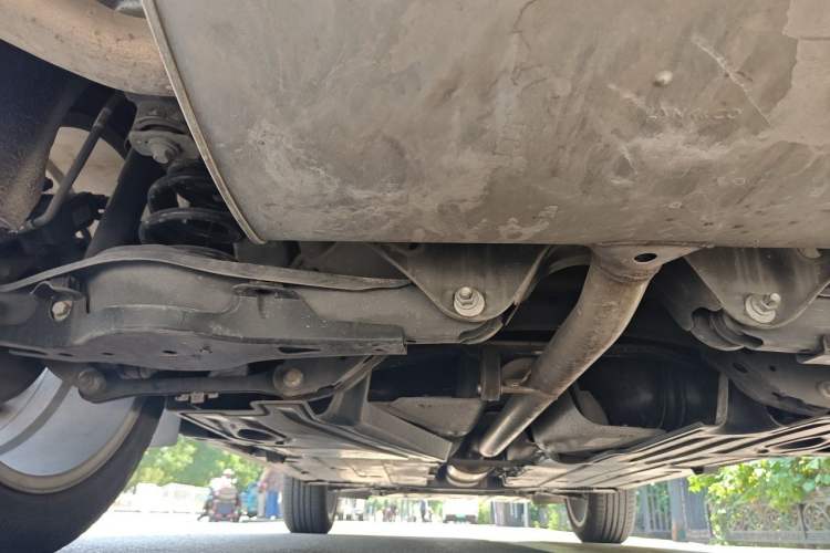 Used Lynk & Co 01 2019 2.0T Two-Wheel-Drive Pro Version China VI Standard Chassis Rear
