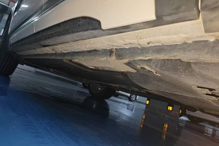 Used Lynk & Co 01 2019 2.0T Two-Wheel-Drive Pro Version China VI Standard Chassis Rear Left
