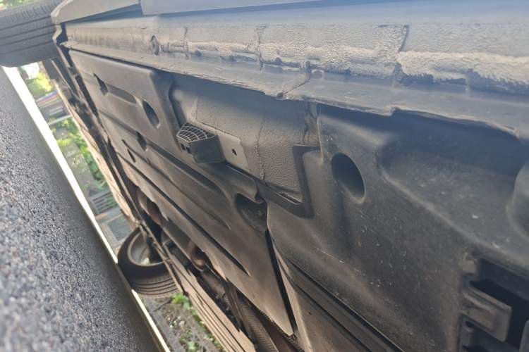 Used Lynk & Co 01 2019 2.0T Two-Wheel-Drive Pro Version China VI Standard Chassis Rear Left