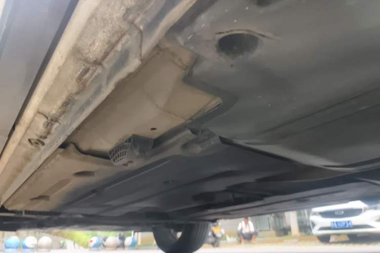 Used Lynk & Co 01 2019 2.0T Two-Wheel-Drive Pro Version China VI Standard Chassis Rear Left