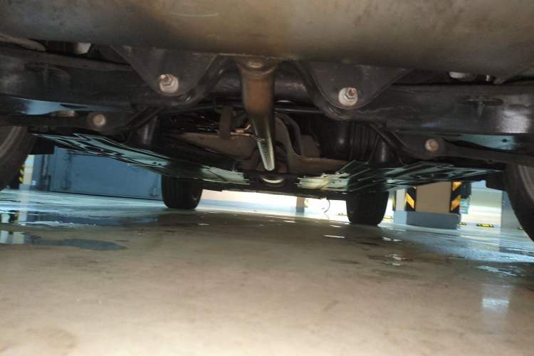 Used Lynk & Co 01 2019 2.0T Two-Wheel-Drive Pro Version China VI Standard Chassis Rear