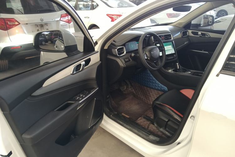 Used Lynk & Co 01 2019 2.0T Two-Wheel Drive Pure Version China VI Standard Driver Seat