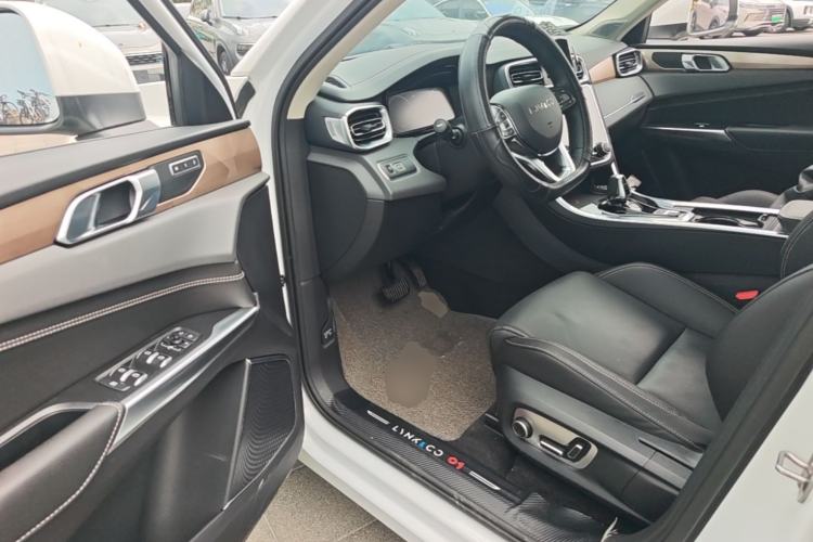 Used Lynk & Co 01 2019 2.0T Two-Wheel-Drive Pro Version China VI Standard Driver Seat
