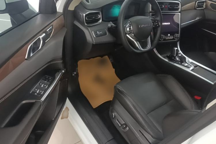 Used Lynk & Co 01 2019 2.0T Two-Wheel-Drive Pro Version China VI Standard Driver Seat