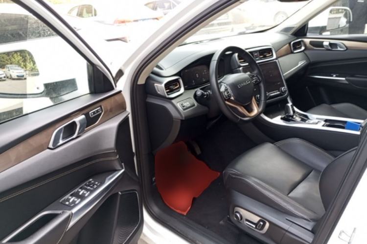 Used Lynk & Co 01 2019 2.0T Two-Wheel-Drive Pro Version China VI Standard Driver Seat
