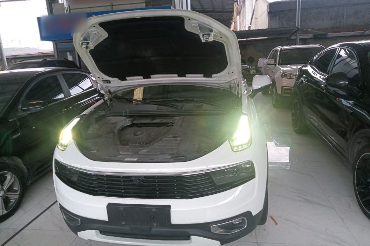 Used Lynk & Co 01 2019 2.0T Two-Wheel-Drive Pro Version China V Standard Engine Bay