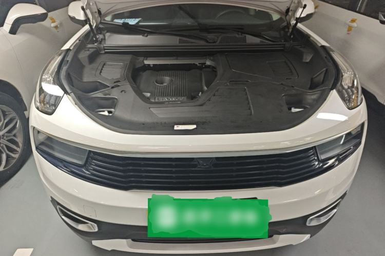 Used Lynk & Co 01 2019 2.0T Two-Wheel-Drive Pro Version China VI Standard Engine Bay