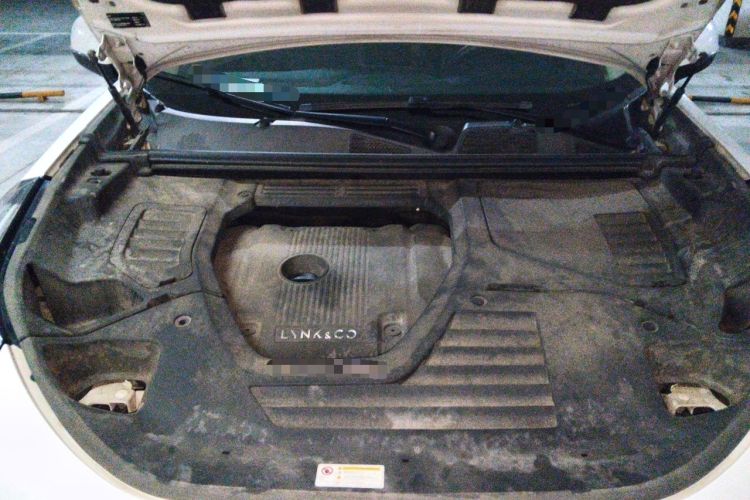 Used Lynk & Co 01 2019 2.0T Two-Wheel-Drive Pro Version China V Standard Engine Bay