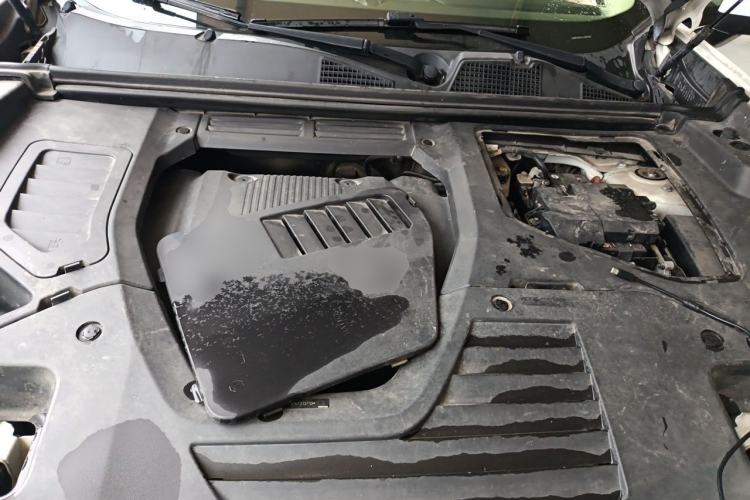 Used Lynk & Co 01 2019 2.0T Two-Wheel-Drive Pro Version China V Standard Engine Bay