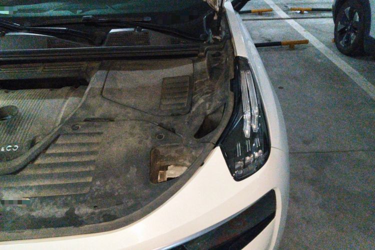 Used Lynk & Co 01 2019 2.0T Two-Wheel-Drive Pro Version China V Standard Engine Bay Left