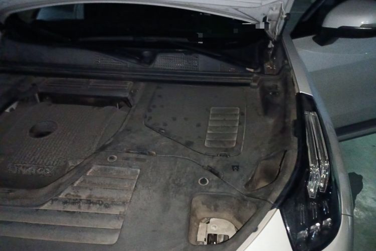 Used Lynk & Co 01 2019 2.0T Two-Wheel-Drive Pro Version China V Standard Engine Bay Left