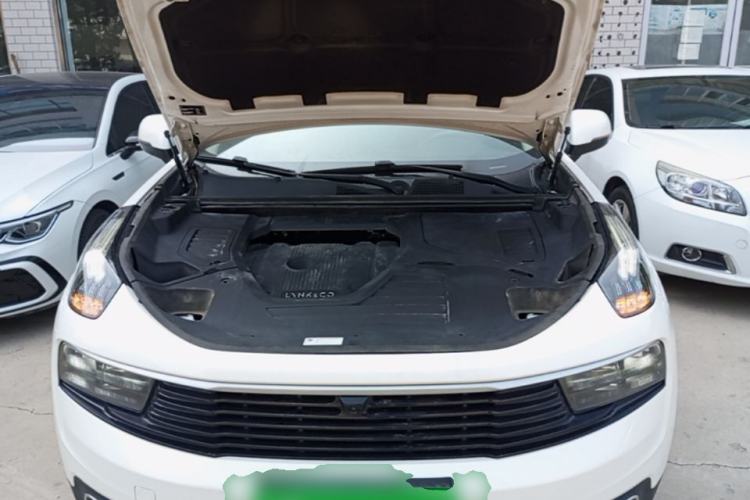 Used Lynk & Co 01 2019 2.0T Two-Wheel-Drive Pro Version China VI Standard Engine Bay