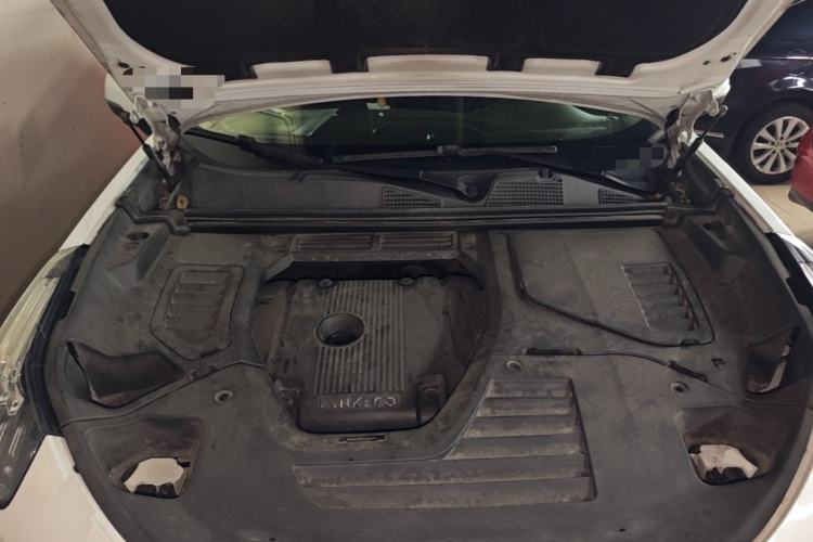 Used Lynk & Co 01 2019 2.0T Two-Wheel-Drive Pro Version China VI Standard Engine Bay