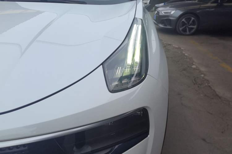 Used Lynk & Co 01 2019 2.0T Four-Wheel Drive Genie Pro Version China VI Standard Exterior 2