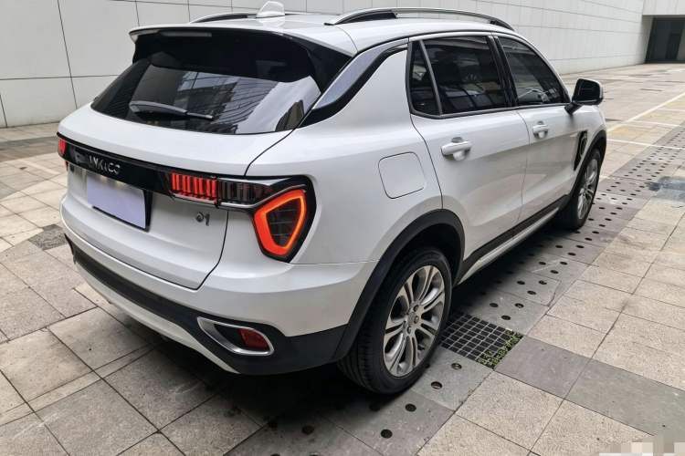 Used Lynk & Co 01 2019 2.0T Two-Wheel-Drive Pro Version China VI Standard Exterior 5