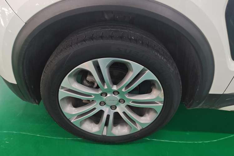 Used Lynk & Co 01 2019 2.0T Two-Wheel-Drive Pro Version China VI Standard Exterior 7
