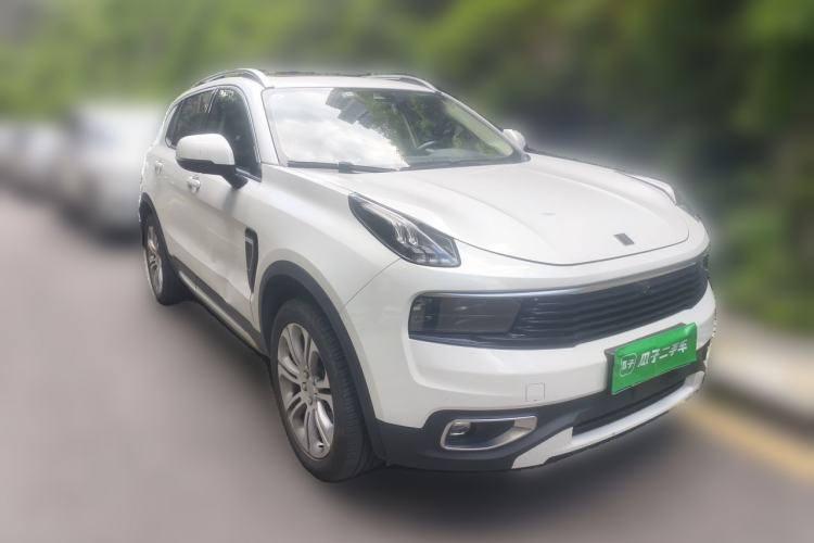 Used Lynk & Co 01 2019 2.0T Two-Wheel-Drive Pro Version China VI Standard Front Right 45 Deg