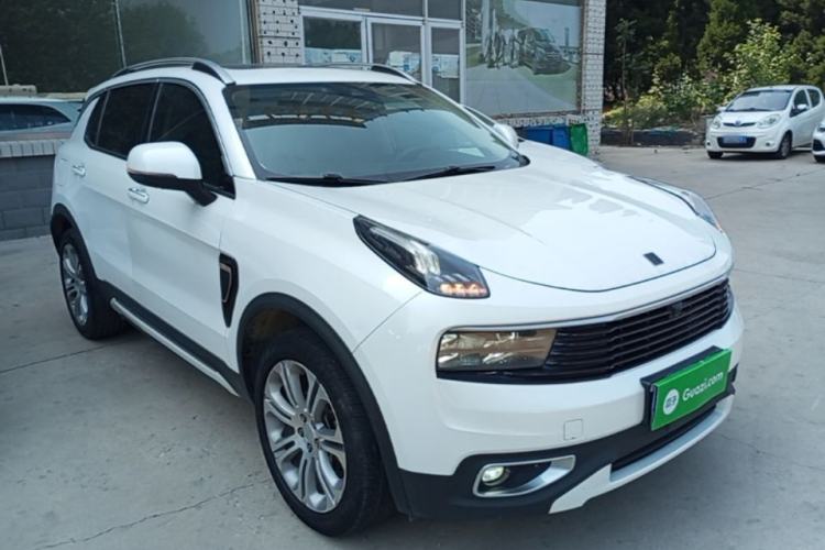 Used Lynk & Co 01 2019 2.0T Two-Wheel-Drive Pro Version China VI Standard Front Right 45 Deg