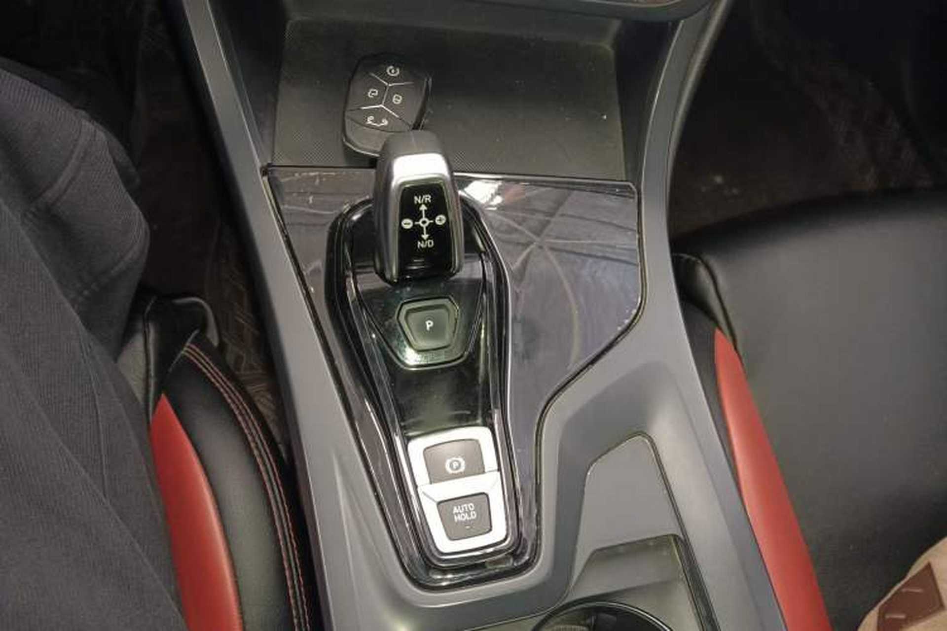 Used Lynk & Co 01 2019 2.0T Two-Wheel Drive Pure Version China VI Standard Gear Lever