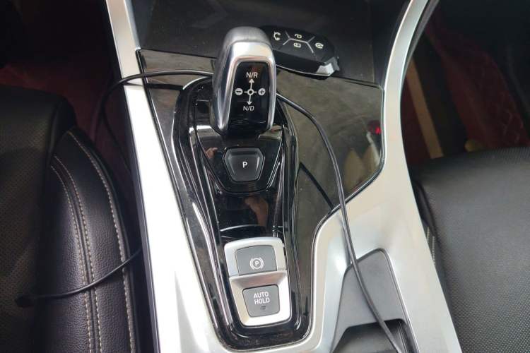 Used Lynk & Co 01 2019 2.0T Two-Wheel-Drive Pro Version China V Standard Gear Lever