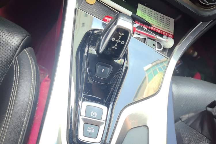 Used Lynk & Co 01 2019 2.0T Two-Wheel-Drive Pro Version China V Standard Gear Lever