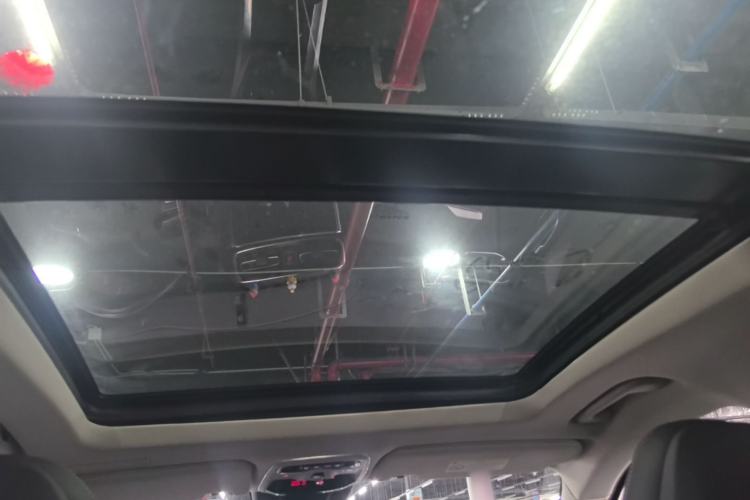 Used Lynk & Co 01 2019 2.0T Two-Wheel-Drive Pro Version China VI Standard Headliner
