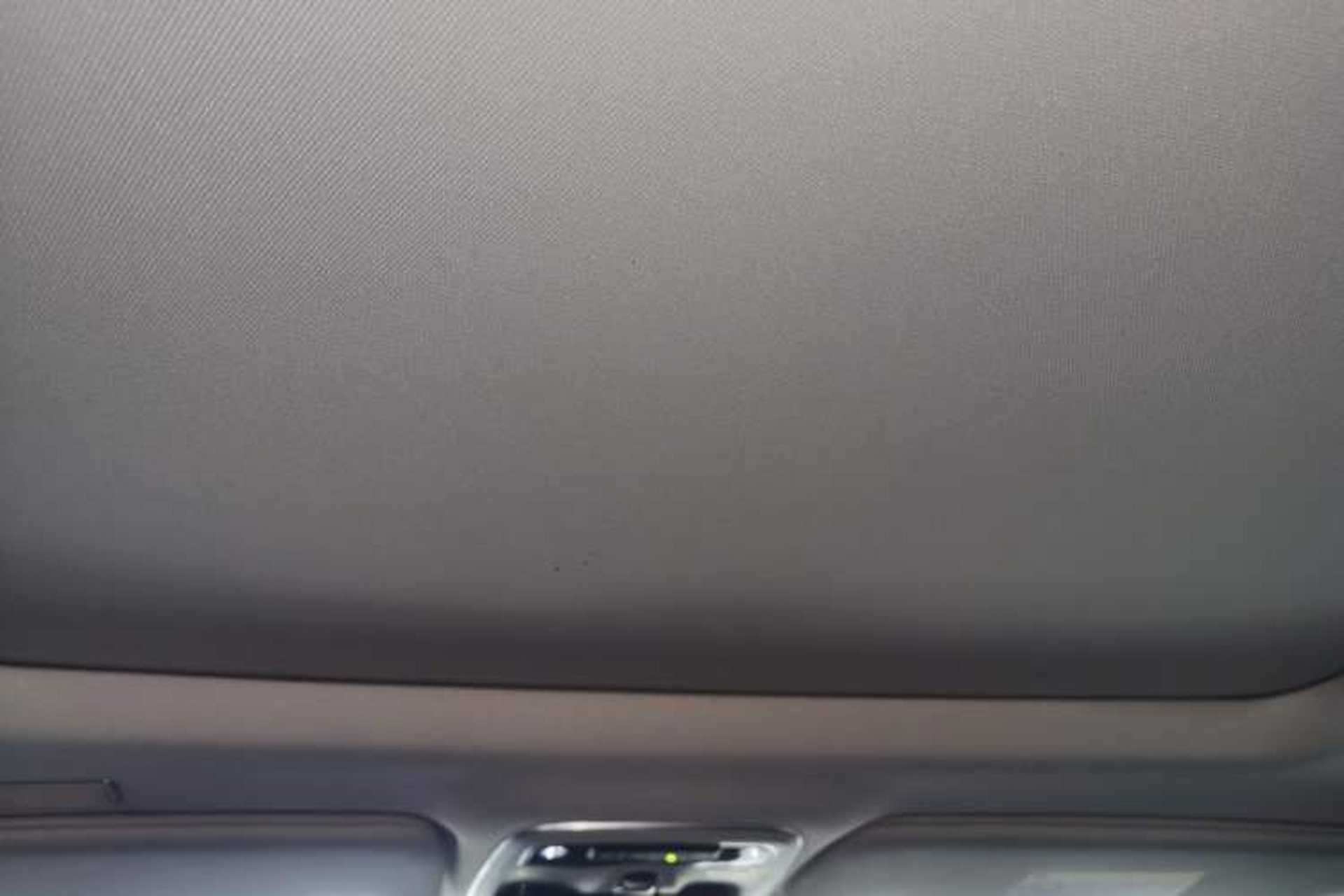 Used Lynk & Co 01 2019 2.0T Two-Wheel-Drive Pro Version China VI Standard Headliner