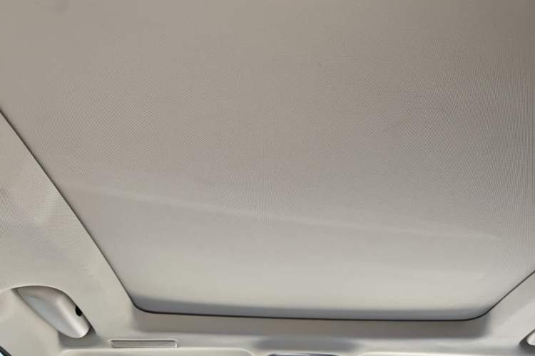 Used Lynk & Co 01 2019 2.0T Two-Wheel-Drive Pro Version China VI Standard Headliner