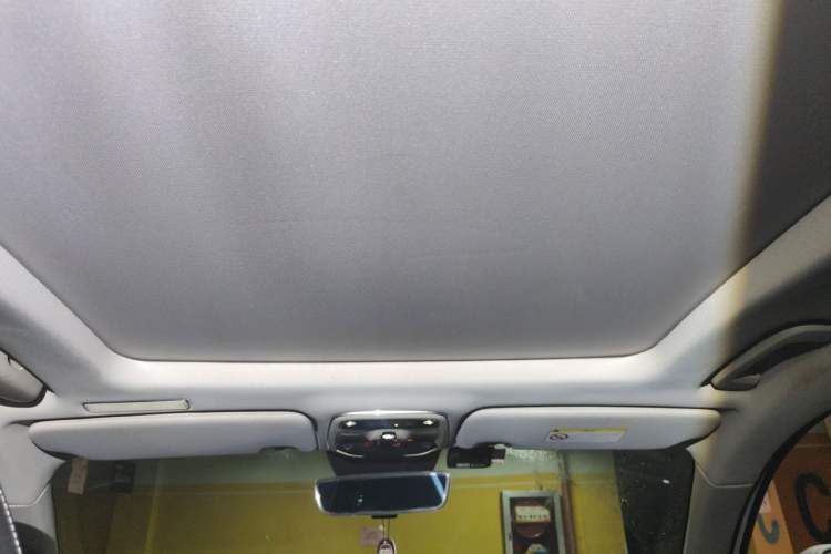 Used Lynk & Co 01 2019 2.0T Two-Wheel-Drive Pro Version China VI Standard Headliner