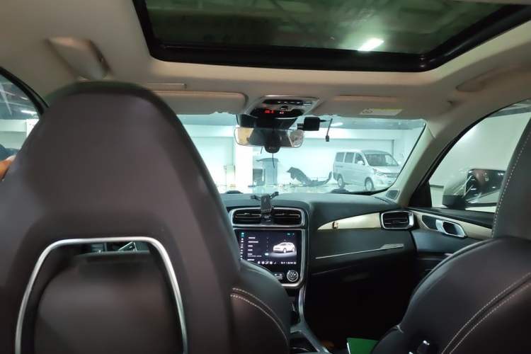 Used Lynk & Co 01 2019 2.0T Two-Wheel-Drive Pro Version China V Standard Headliner