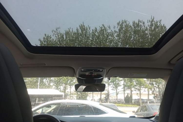Used Lynk & Co 01 2019 2.0T Two-Wheel-Drive Pro Version China VI Standard Headliner