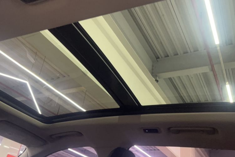 Used Lynk & Co 01 2019 2.0T Two-Wheel Drive Pure Version China VI Standard Headliner