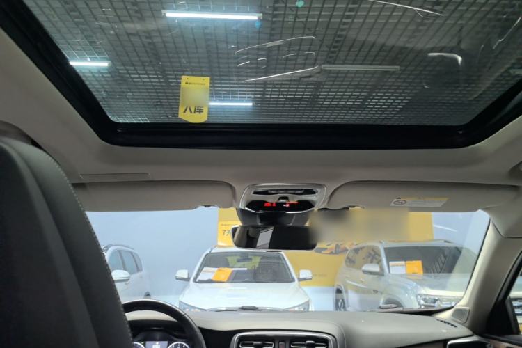 Used Lynk & Co 01 2019 2.0T Two-Wheel-Drive Pro Version China VI Standard Headliner