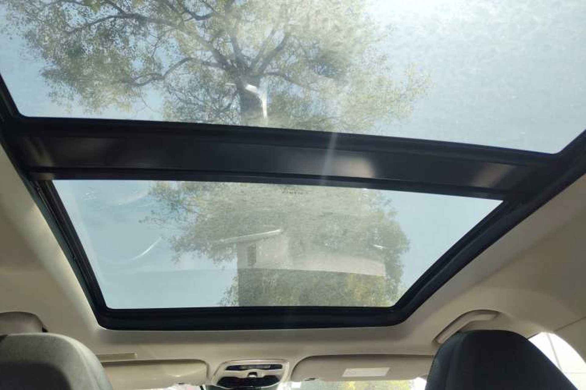 Used Lynk & Co 01 2019 2.0T Two-Wheel-Drive Pro Version China VI Standard Headliner