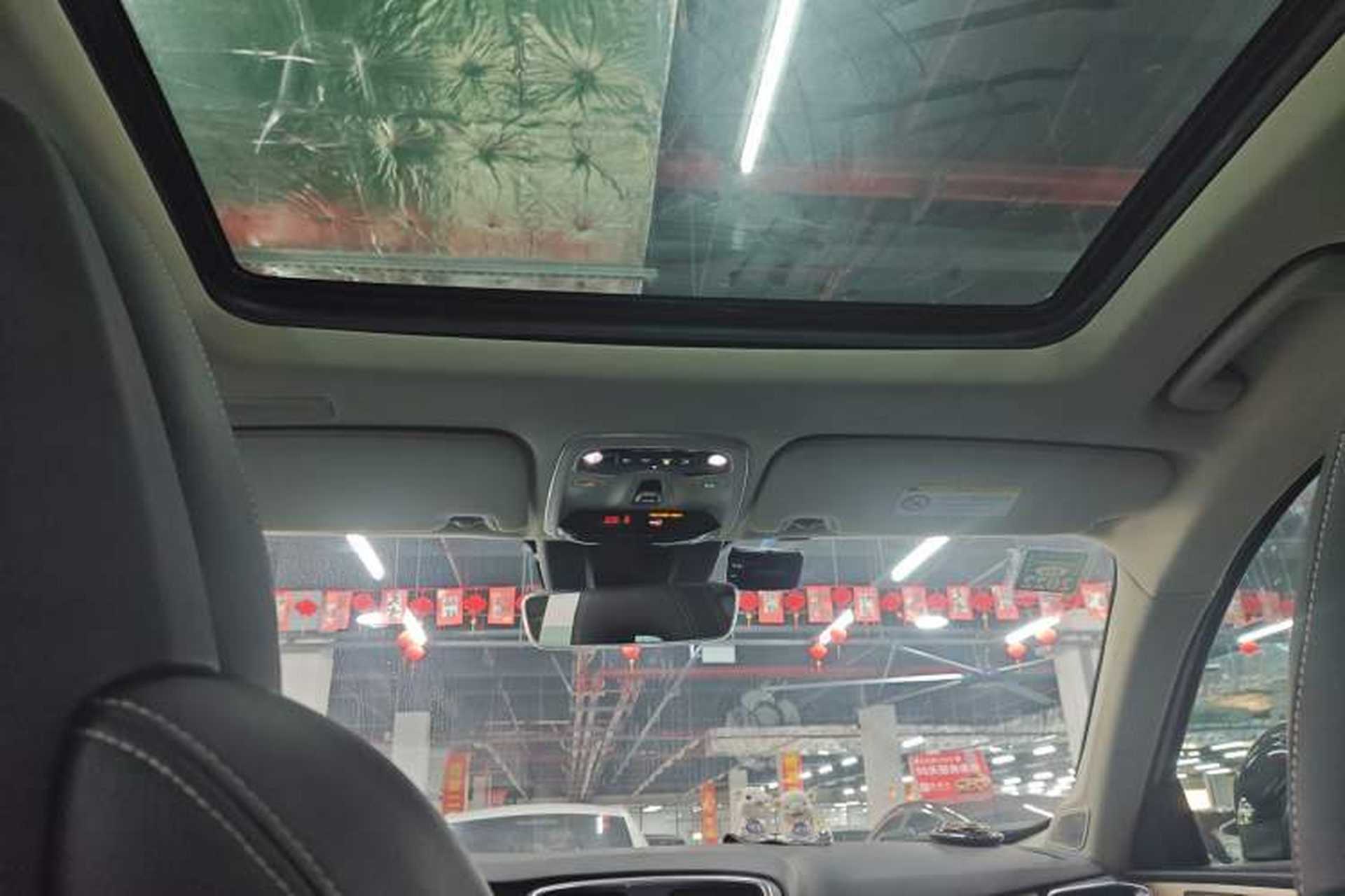 Used Lynk & Co 01 2019 2.0T Two-Wheel-Drive Pro Version China VI Standard Headliner