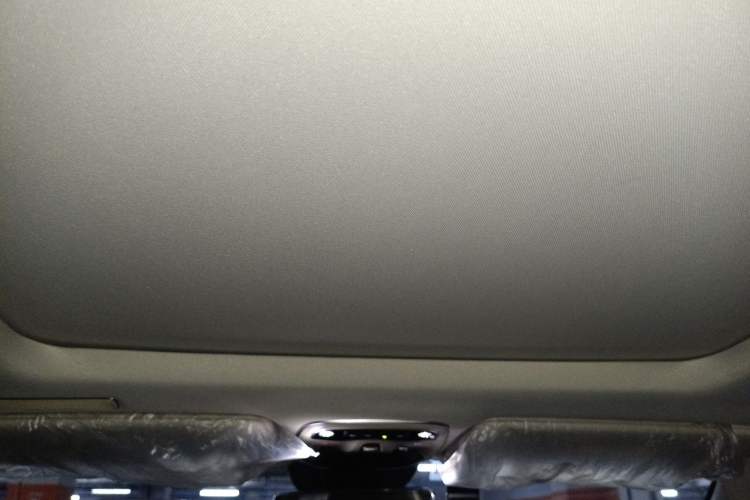 Used Lynk & Co 01 2019 2.0T Two-Wheel-Drive Pro Version China V Standard Headliner